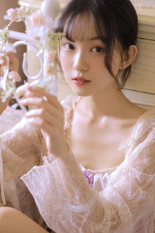 缓慢而有力的往里挺进